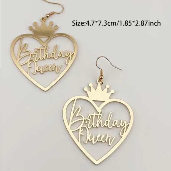 NEW 18k Gold Plated BIRTHDAY QUEEN Gold Dangle Earrings $28 Gold Tone - Picture 3 of 3